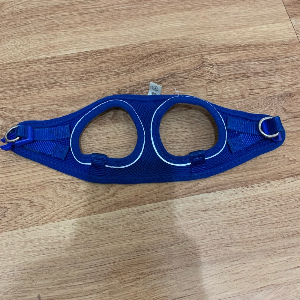 Small puppy harness size xxsmall